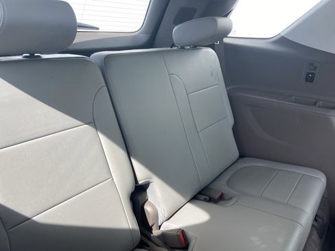 Used 2019 Chevrolet Traverse LT w/ LPO, Floor Liner Package image 8