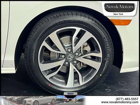 Used 2023 Honda Odyssey Touring image 9