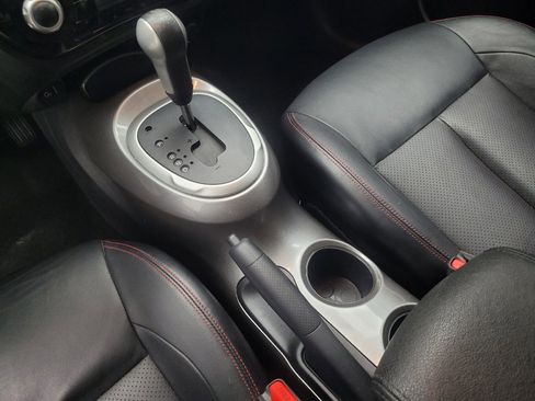 Used 2017 Nissan Juke SL image 26