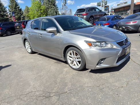 Used 2017 Lexus CT 200h w/ Accessory Package 2 FWD image 10