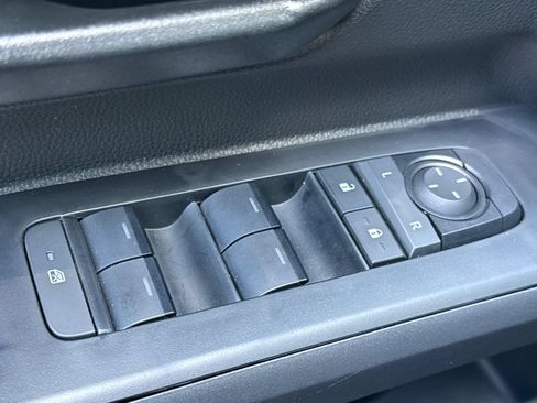 Certified 2026 Toyota Tacoma SR5 RWD image 15