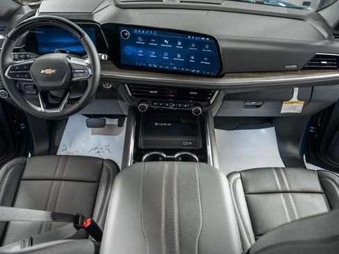 New 2026 Chevrolet Suburban High Country image 25