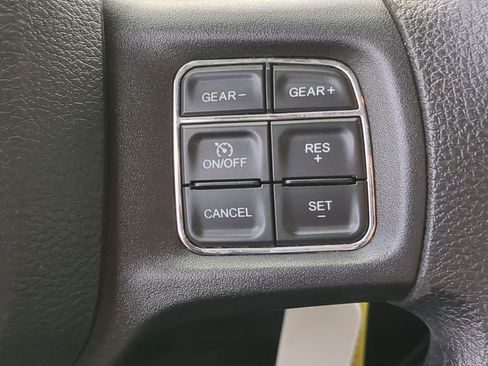 Used 2019 RAM 1500 Express w/ Express Value Package image 31