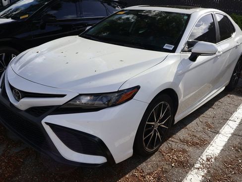 Certified 2024 Toyota Camry SE image 2