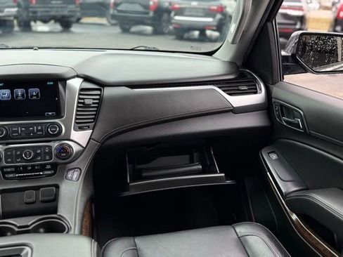 Used 2020 Chevrolet Tahoe LT image 32