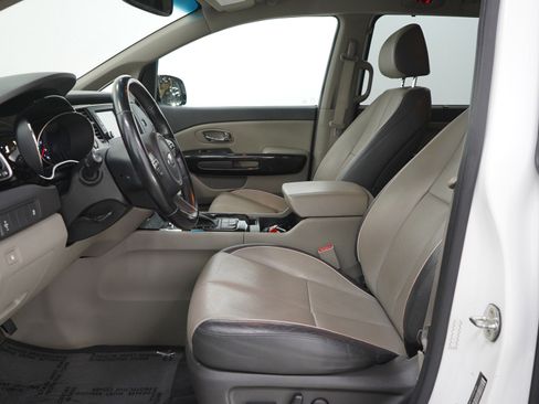 Used 2018 Kia Sedona EX FWD image 26