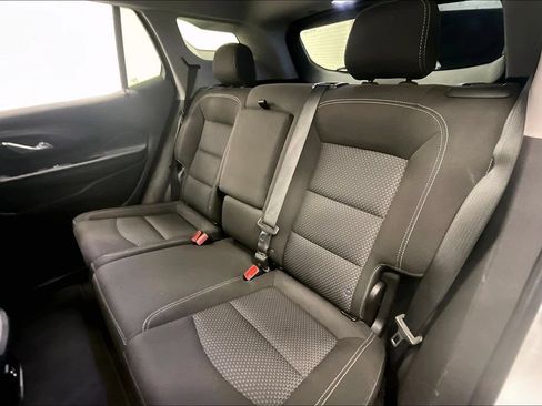 Used 2024 GMC Terrain SLE FWD image 22