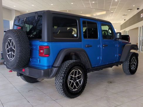 Used 2025 Jeep Wrangler Unlimited Rubicon image 4