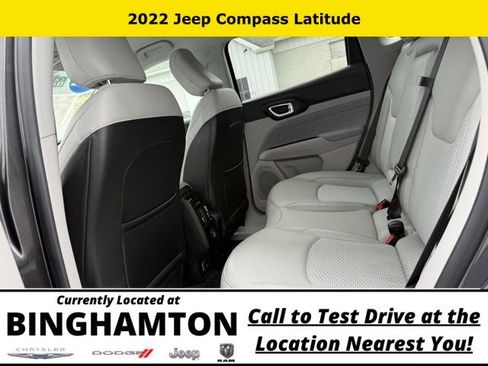Used 2022 Jeep Compass Latitude AWD/4WD image 14