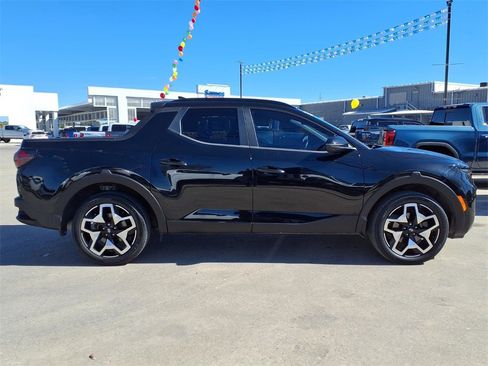 Used 2022 Hyundai Santa Cruz Limited image 8