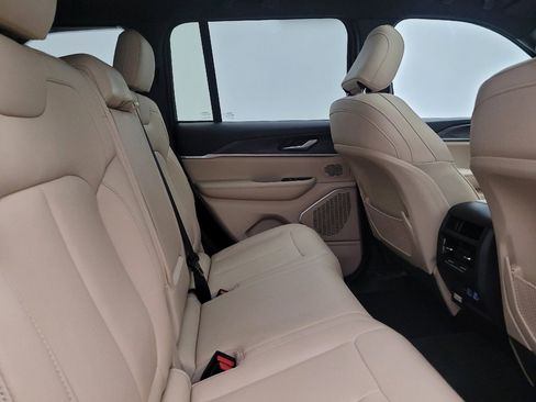 Used 2024 Jeep Grand Cherokee Limited 4xe image 19