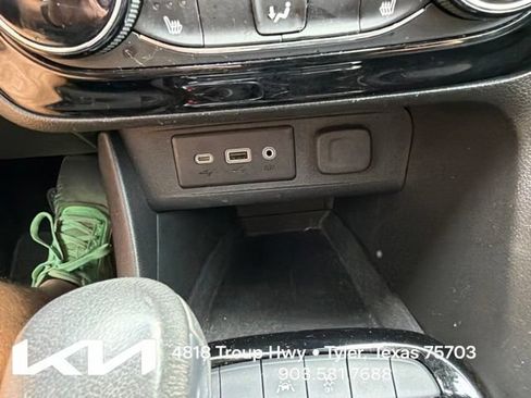 Used 2023 Buick Encore GX Preferred w/ Cold Weather Comfort Package FWD image 20