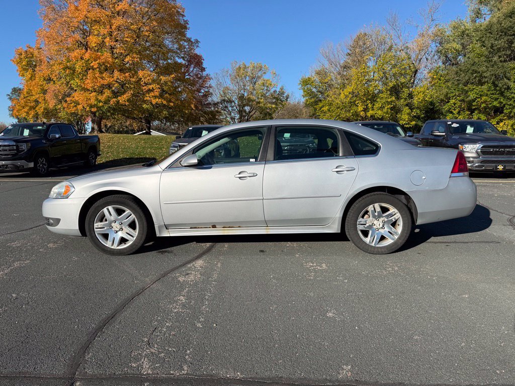 Used 2011 Chevrolet Impala LT FWD image 4