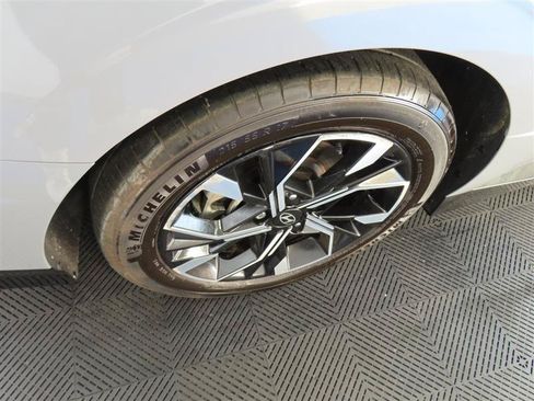 Used 2024 Hyundai Sonata SEL FWD image 8