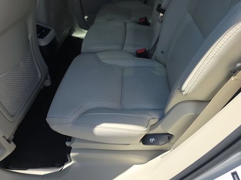 Certified 2024 Volvo XC90 B6 Ultimate AWD/4WD image 18