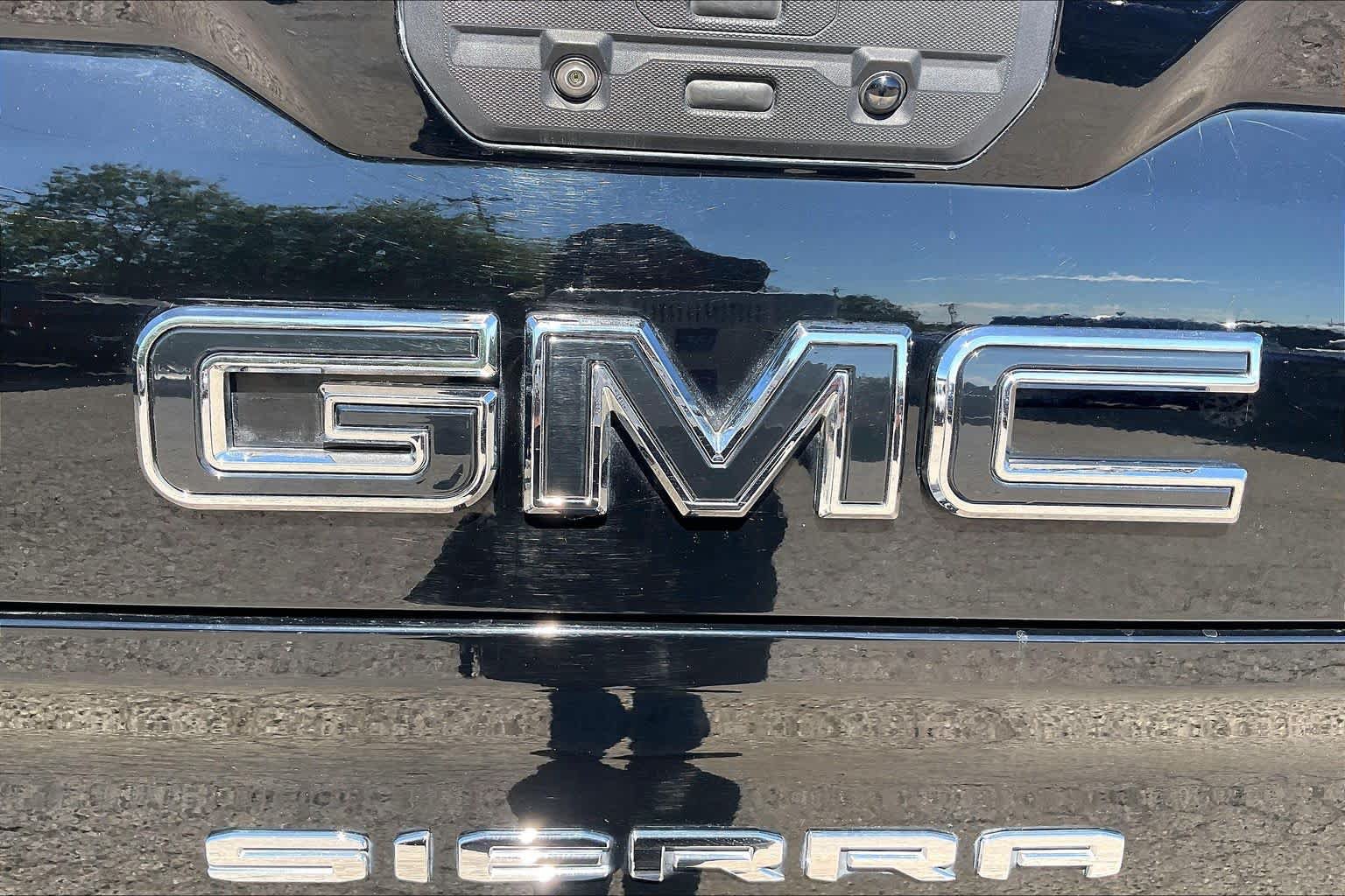 Used 2020 GMC Sierra 1500 AT4 w/ AT4 Premium Package AWD/4WD image 30