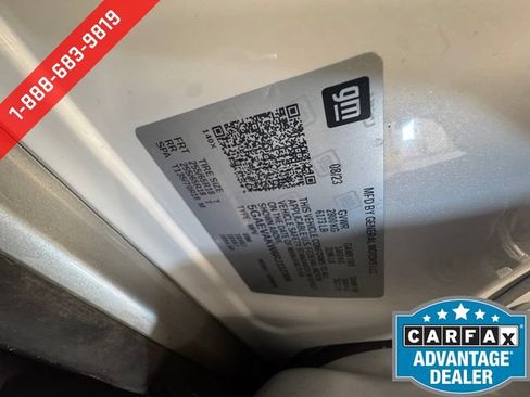 Certified 2024 Buick Enclave Essence w/ LPO, Luxury Package AWD/4WD image 28