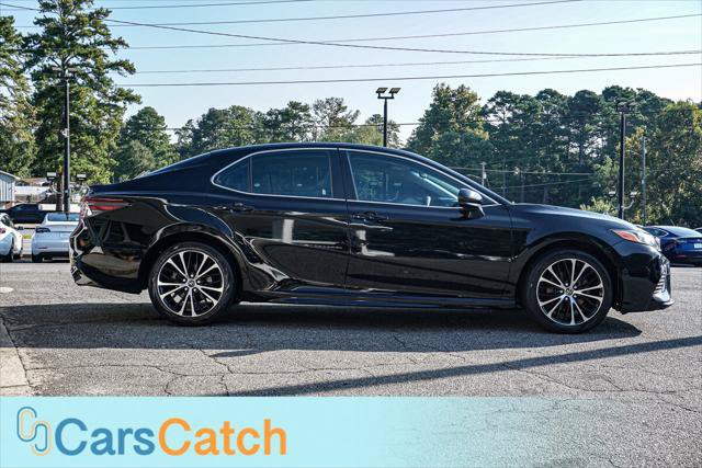 Used 2018 Toyota Camry SE FWD image 10