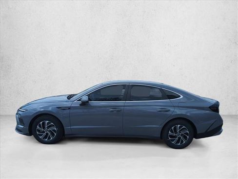 New 2026 Hyundai Sonata Blue FWD image 5