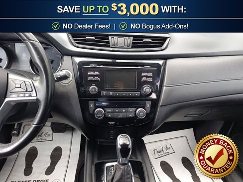 Used 2017 Nissan Rogue SV AWD/4WD image 20