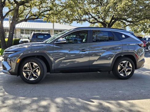 New 2026 Hyundai Tucson SEL FWD image 2