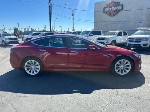 Used 2017 Tesla Model S P100D image 4