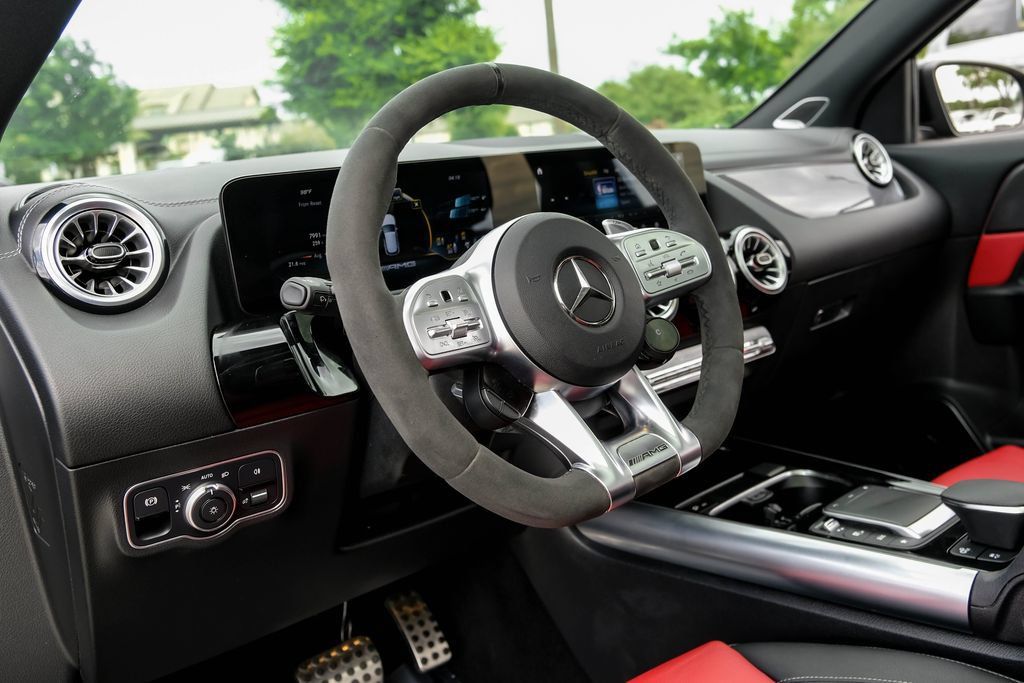 Used 2022 Mercedes-Benz GLA 45 AMG 4MATIC w/ Parking Assistance Package image 11