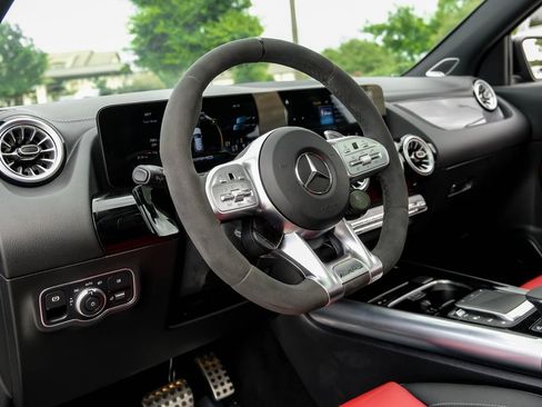 Used 2022 Mercedes-Benz GLA 45 AMG 4MATIC w/ Parking Assistance Package image 11