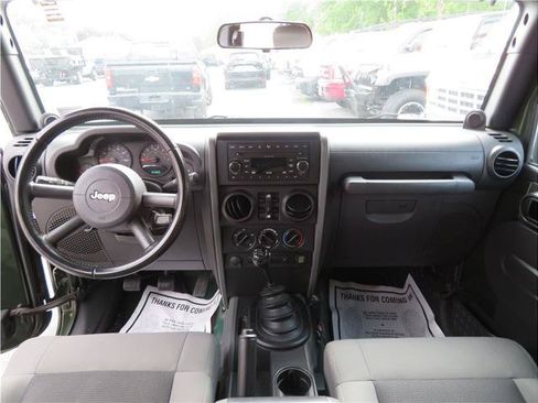 Used 2008 Jeep Wrangler Unlimited X RWD image 5