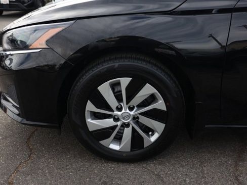 New 2025 Nissan Altima 2.5 S image 11