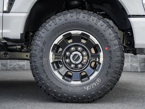 New 2026 Ford F350 Platinum w/ Platinum Plus Package AWD/4WD image 24