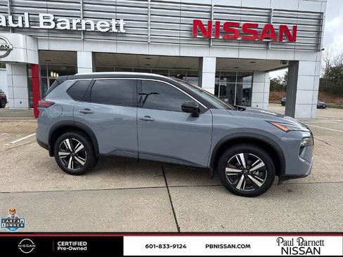 Certified 2024 Nissan Rogue SL w/ SL Premium Package FWD image 6