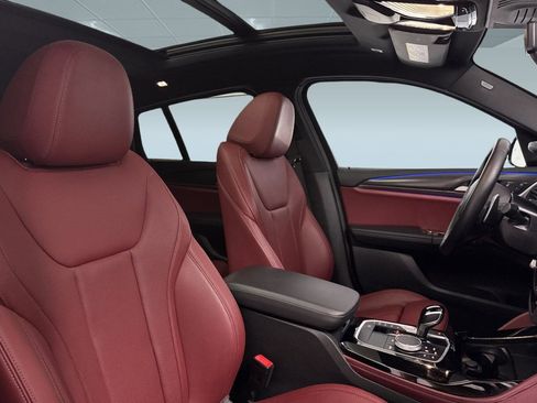 Used 2023 BMW X4 xDrive30i w/ M Sport Package image 33