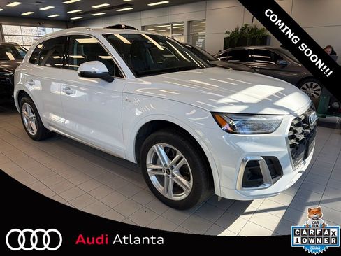 Used 2023 Audi Q5 e Premium Plus w/ Premium Plus Package image 1