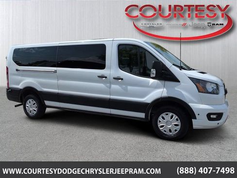 Used 2024 Ford Transit 350 XLT RWD image 1