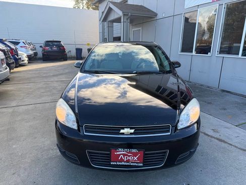 Used 2011 Chevrolet Impala LT image 3