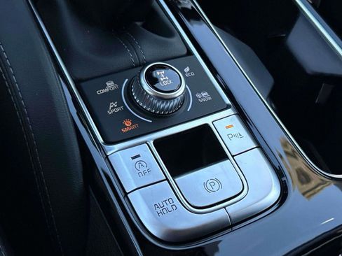 New 2025 Kia Telluride EX w/ EX Captain's Chair Package image 36