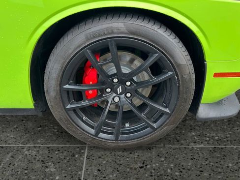 Used 2023 Dodge Challenger R/T w/ Plus Package image 9