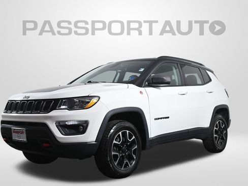 Used 2019 Jeep Compass Trailhawk image 1