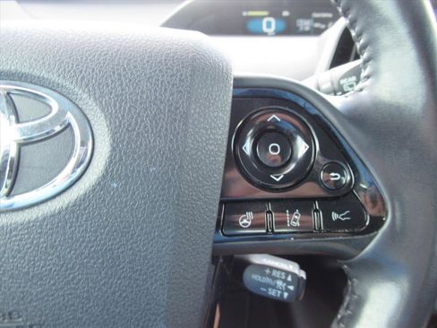 Used 2021 Toyota Prius Limited FWD image 23