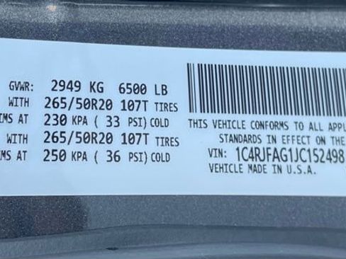 Used 2018 Jeep Grand Cherokee Altitude AWD/4WD image 36