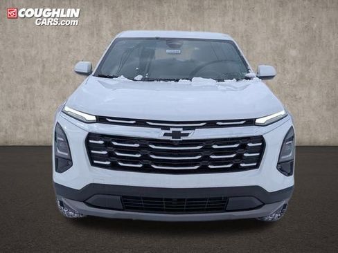 New 2026 Chevrolet Equinox LT w/ Convenience Package II image 2