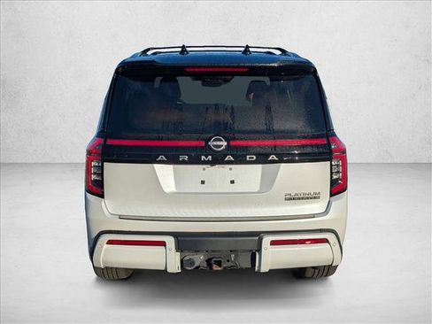 Used 2025 Nissan Armada Platinum Reserve RWD image 6