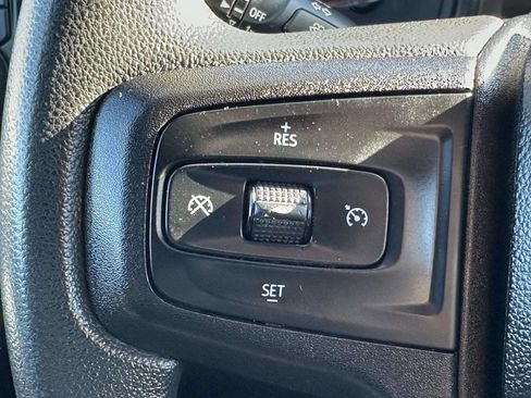 Used 2021 Chevrolet Silverado 1500 Custom image 29