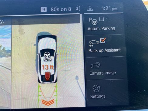 Used 2023 BMW X6 xDrive40i w/ M Sport Package image 28