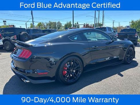 Used 2022 Ford Mustang Shelby GT500 w/ Technology Package RWD image 8