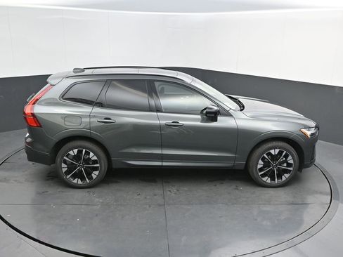 New 2026 Volvo XC60 B5 Plus w/ Climate Package AWD/4WD image 27