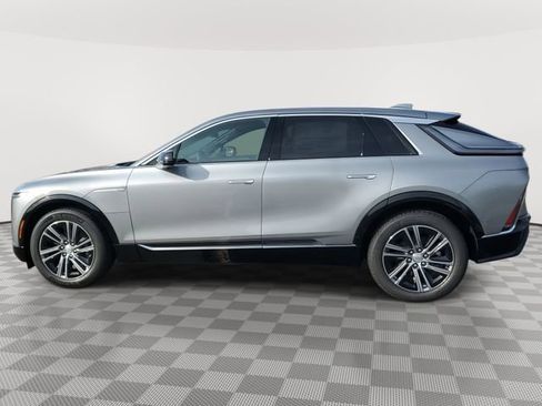 New 2026 Cadillac Lyriq Luxury image 3