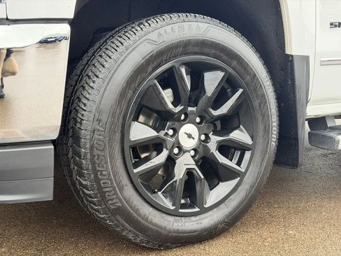 Used 2018 Chevrolet Silverado 1500 LTZ w/ Sport Package image 21