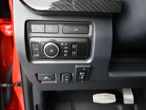 Used 2024 Ford F250 Lariat w/ Lariat Ultimate Package AWD/4WD image 22